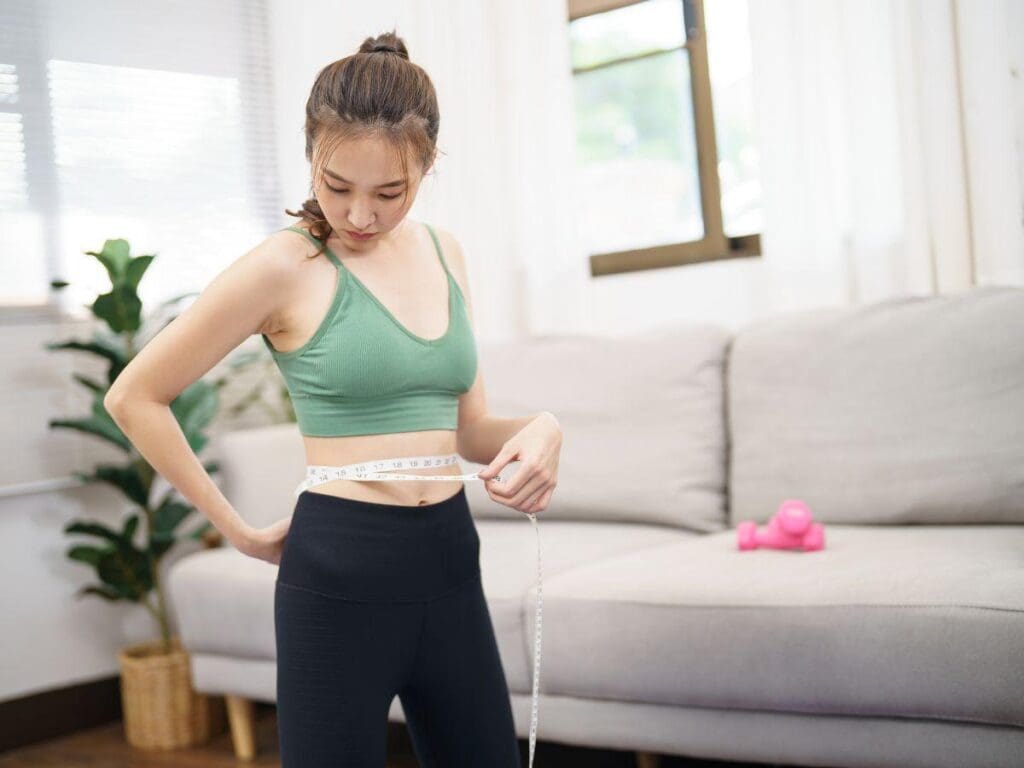 How to Set Realistic Weight Loss Goals and Track Progress